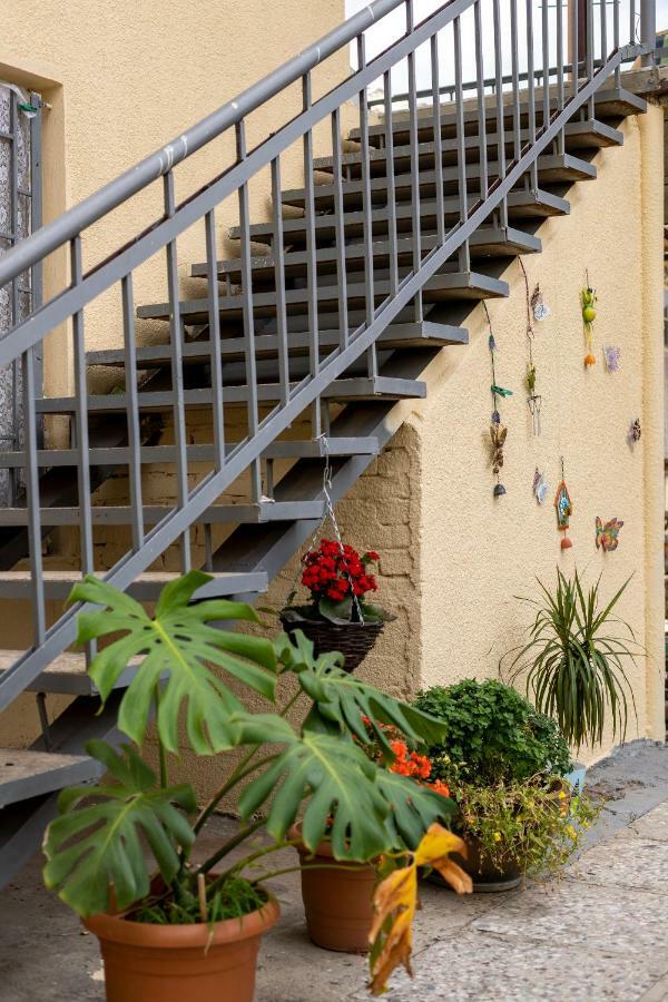 Отель Гостевой дом PANORAMA STAIRWAY Тбилиси Экстерьер фото